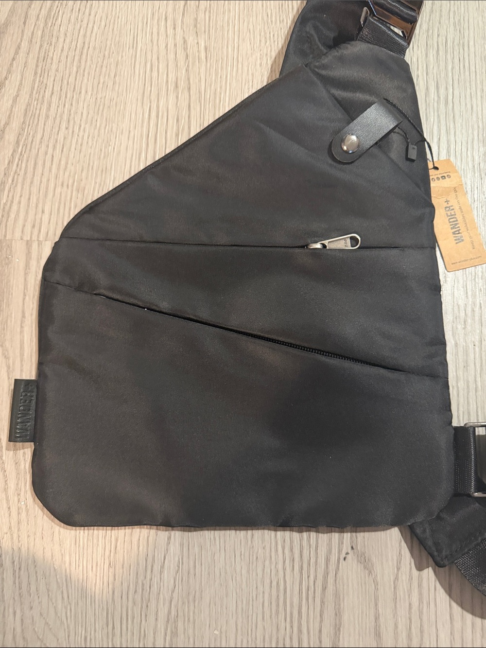 Wander Black Asymmetrical Crossbody Sling Bag NWT - Picture 4 of 6